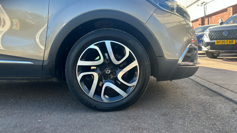 Renault Captur 1.2 TCE Dynamique S MediaNav 5dr EDC Petrol Hatchback